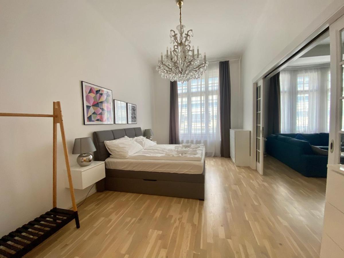 Top Class Apartment In Old Town 2 Bedrooms Prag Eksteriør billede